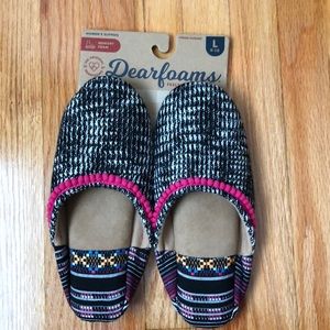 Adorable Dearfoams Slippers